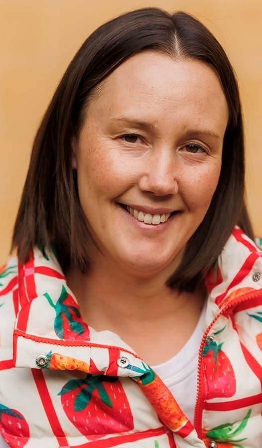 Elise, clinical psychologist